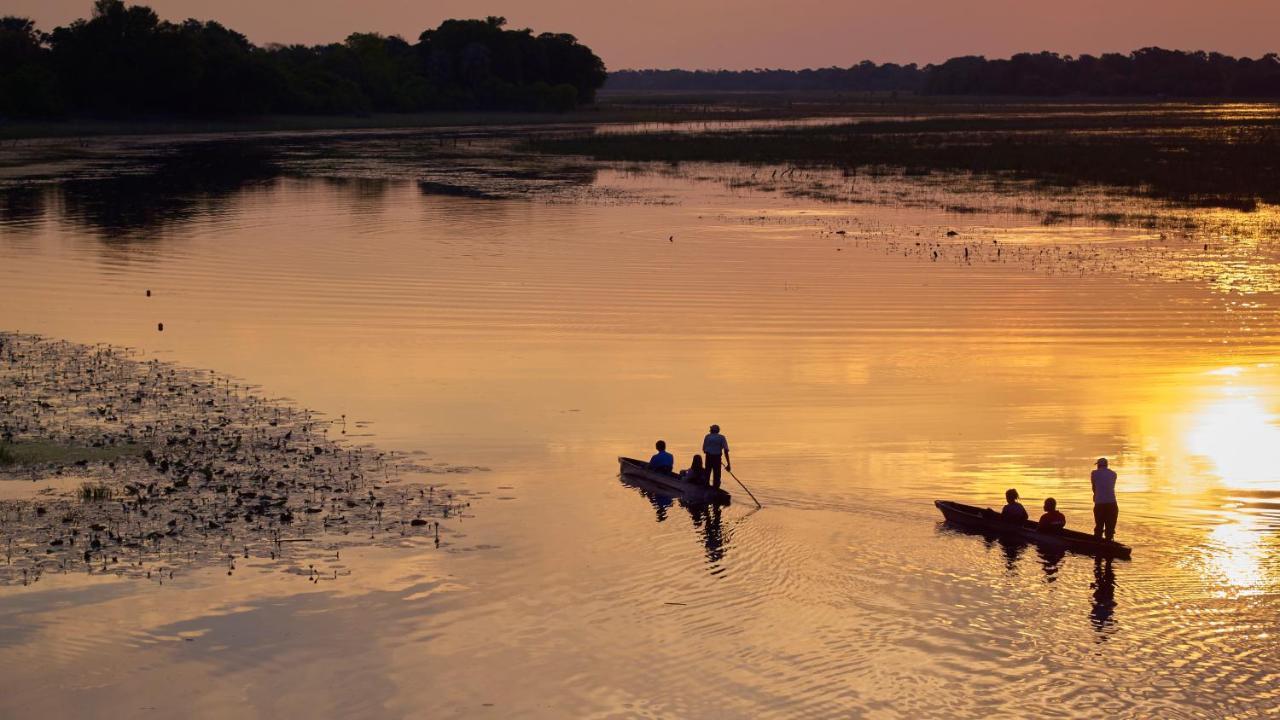 Thamalakane River Lodge Маун Екстер'єр фото